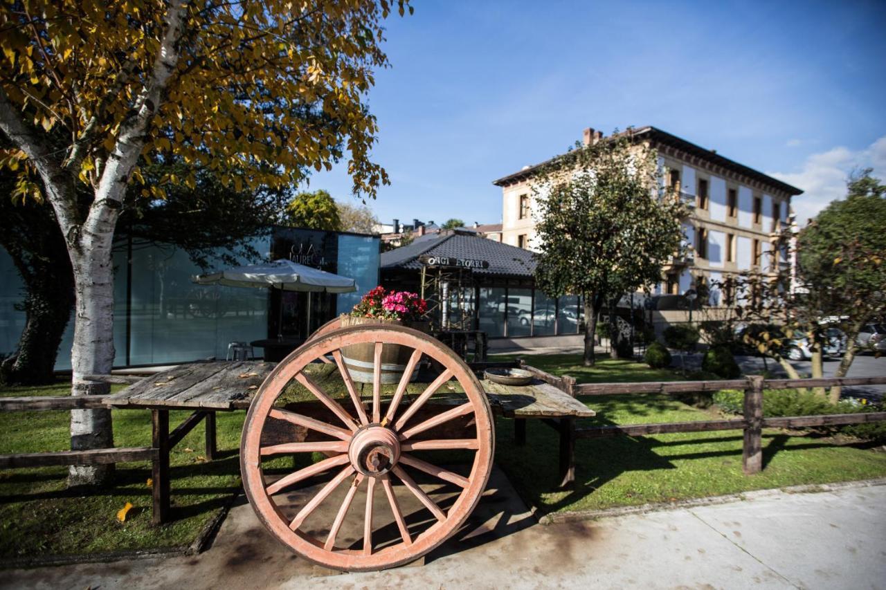 Olajauregi 3* Durango